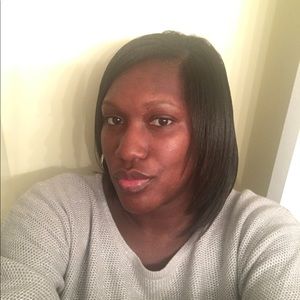 Meet your Posher, Yolanda